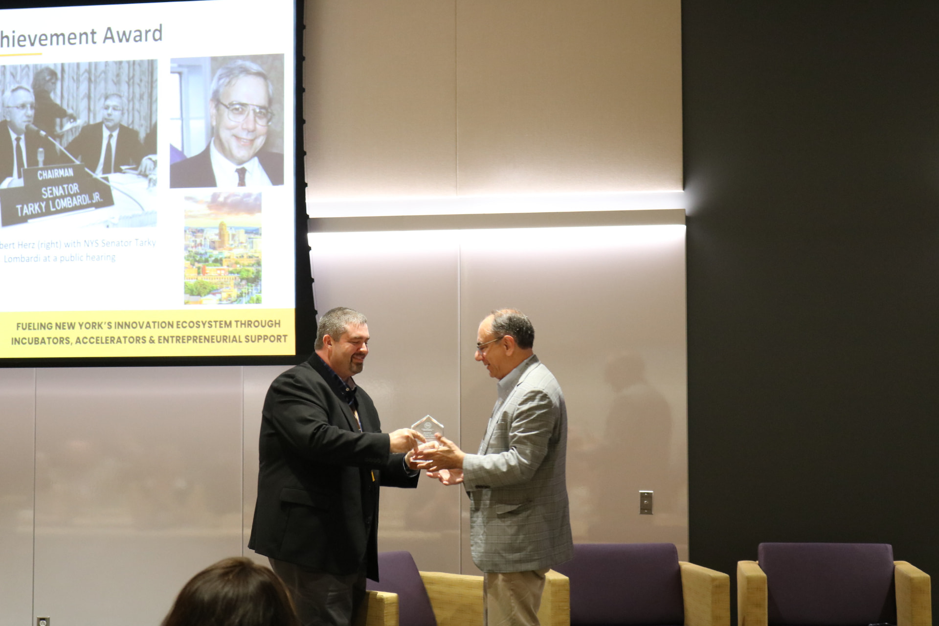David Hochman receiving the Robert Herz Lifetime Achievement Award